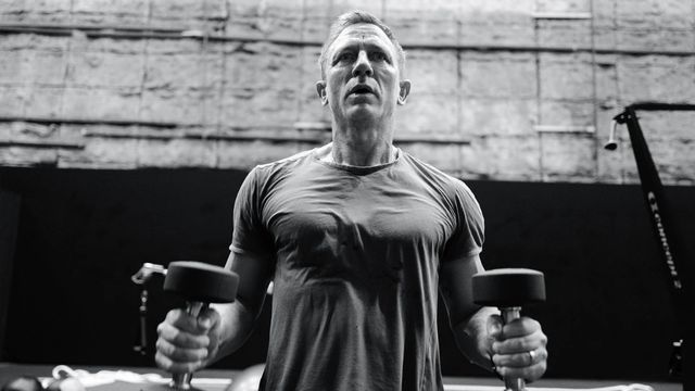 daniel craig workout routine